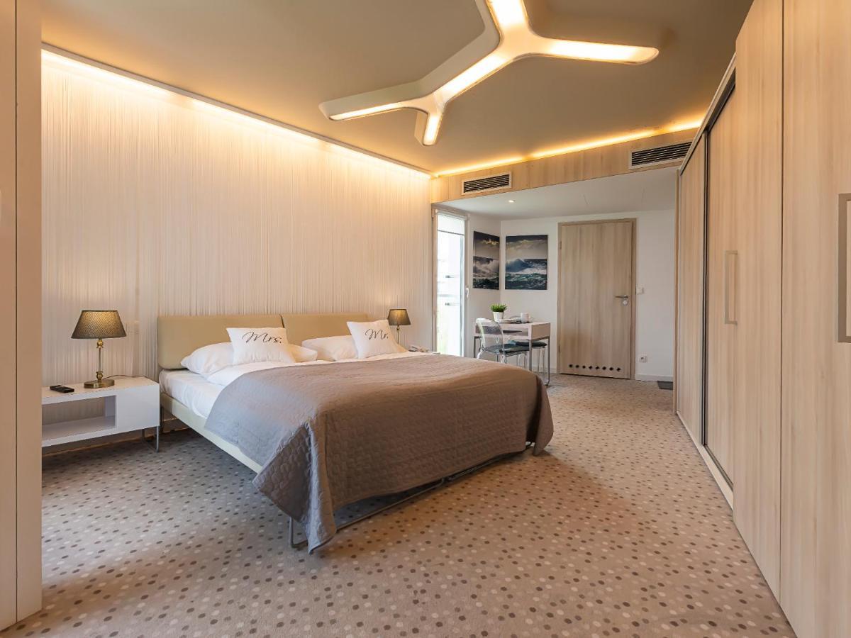 Vacationclub - Ultramarine Apartament 50 科沃布热格 外观 照片
